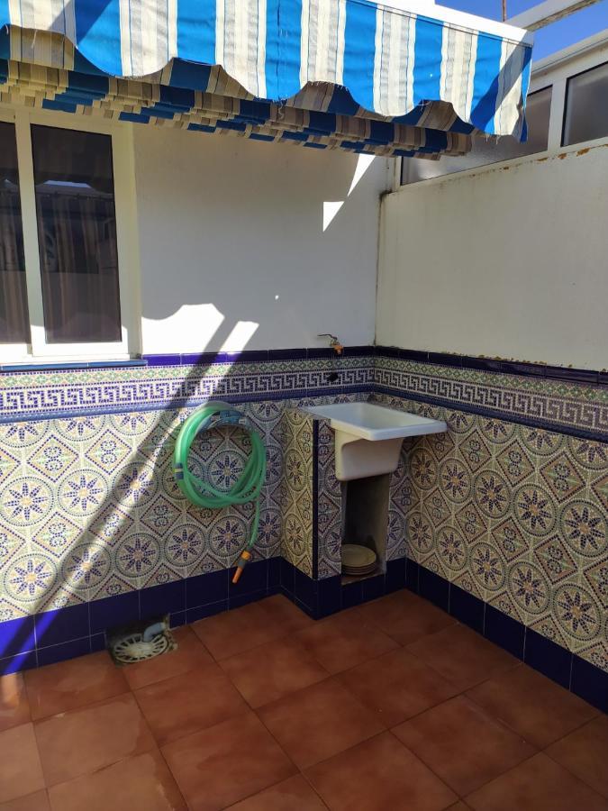 Chalet Adosado Con Azotea Andaluza Y Patio, Junto A La Playa イスラ・クリスティナ エクステリア 写真